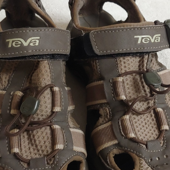 Teva hiking sandal mn. sz.8 - Picture 6 of 10